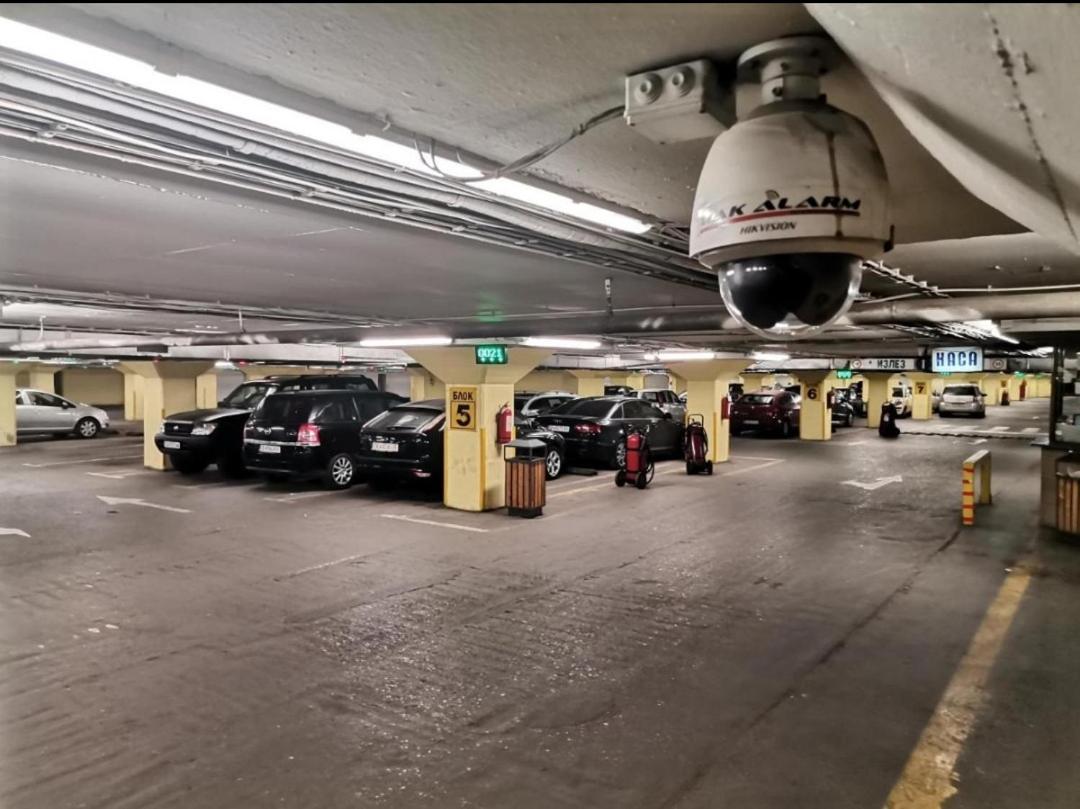 Calla 5 Apartment - Main Square, In The City Shopping Center - Parking Slot With Security And Video Camera Szkopje Kültér fotó