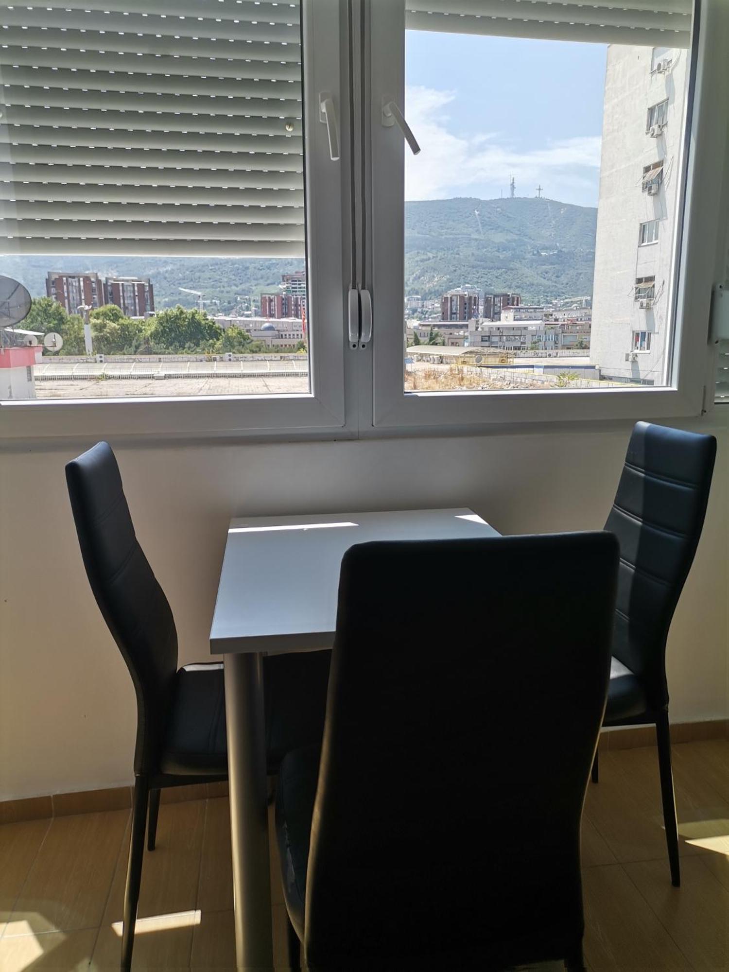 Calla 5 Apartment - Main Square, In The City Shopping Center - Parking Slot With Security And Video Camera Szkopje Kültér fotó