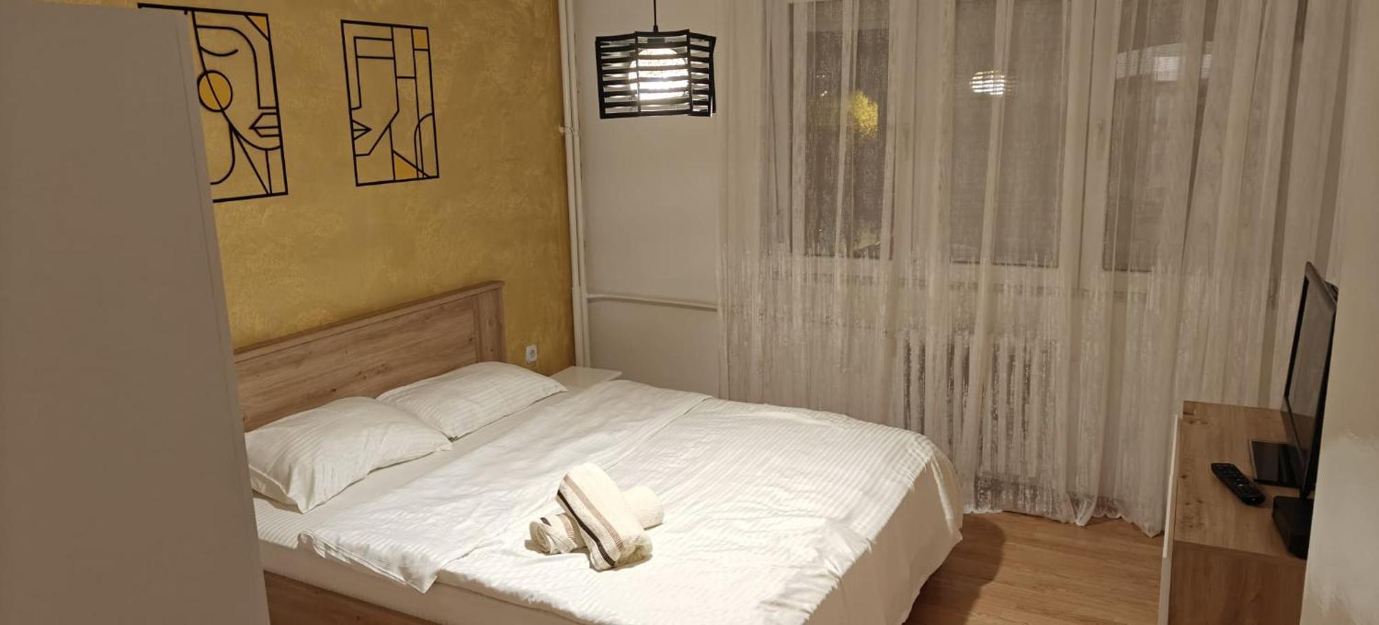 Calla 5 Apartment - Main Square, In The City Shopping Center - Parking Slot With Security And Video Camera Szkopje Kültér fotó